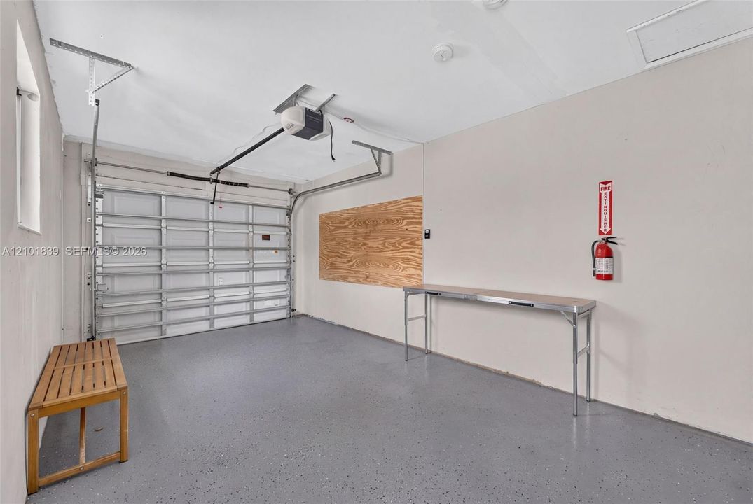 На продажу: $435,000 (2 спален, 2 ванн, 864 Квадратных фут)