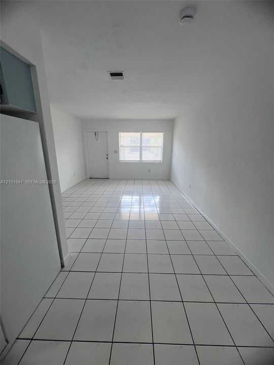 В аренду: $1,850 (2 спален, 1 ванн, 3422 Квадратных фут)