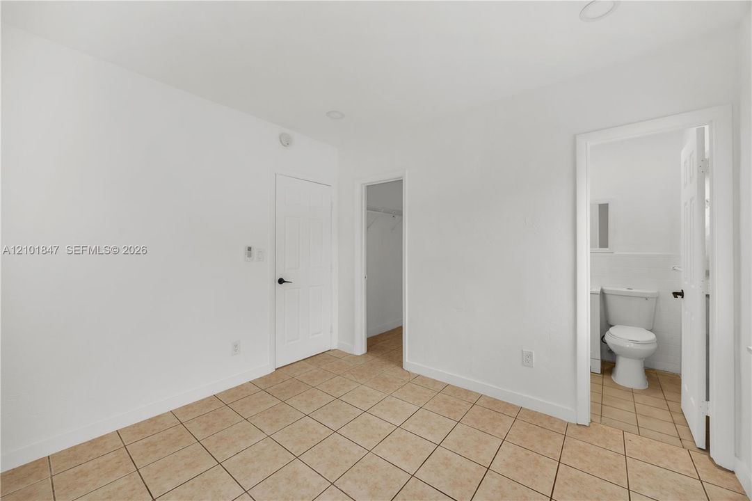 В аренду: $1,795 (1 спален, 1 ванн, 800 Квадратных фут)