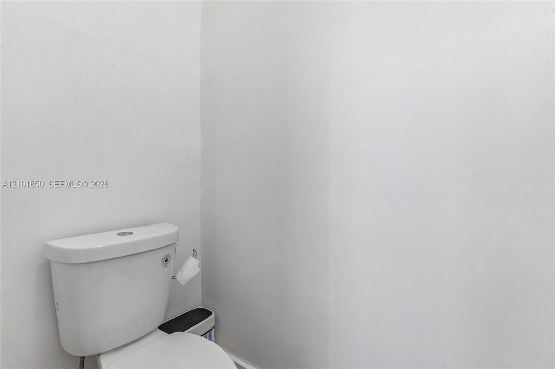 В аренду: $2,900 (4 спален, 3 ванн, 1592 Квадратных фут)