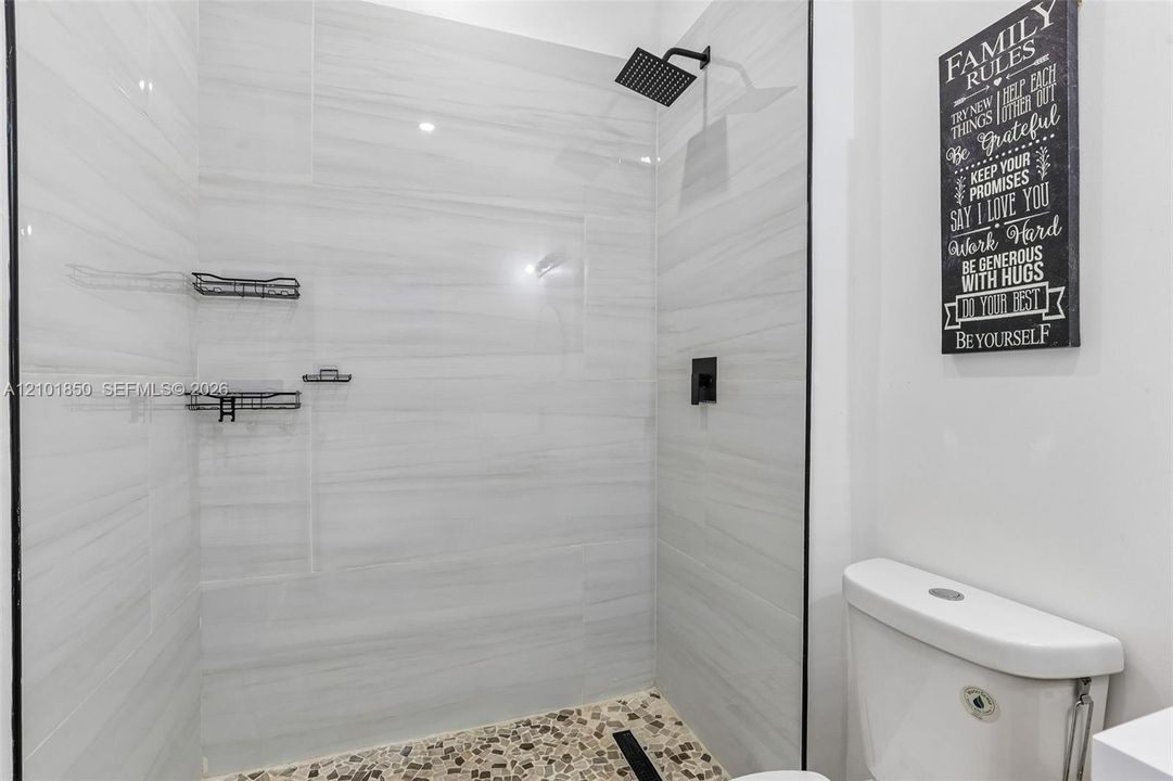 В аренду: $2,900 (4 спален, 3 ванн, 1592 Квадратных фут)