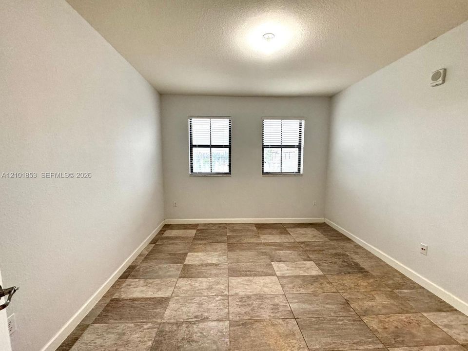 En Renta: $3,200 (3 camas, 2 baños, 1256 Pies cuadrados)