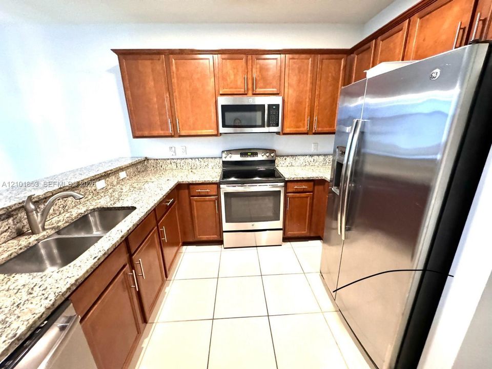 En Renta: $3,200 (3 camas, 2 baños, 1256 Pies cuadrados)