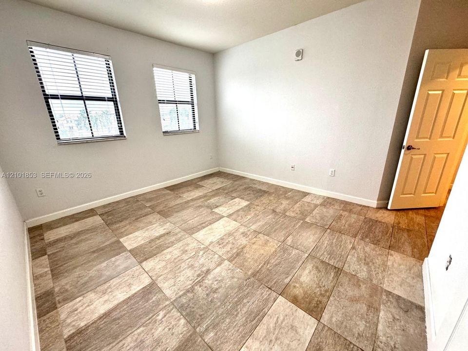 En Renta: $3,200 (3 camas, 2 baños, 1256 Pies cuadrados)