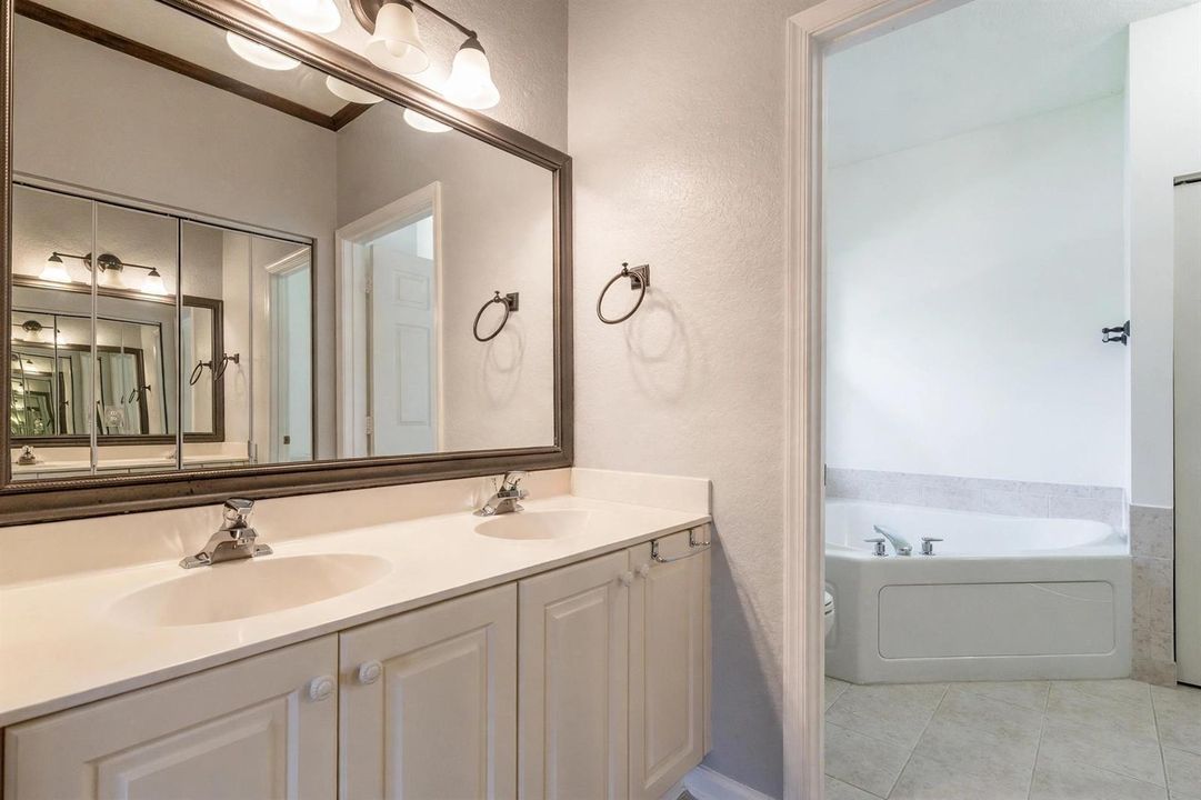 70-web-or-mls-DSC06375