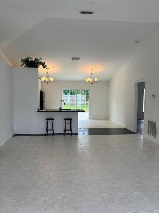 living rm into kitchen wa