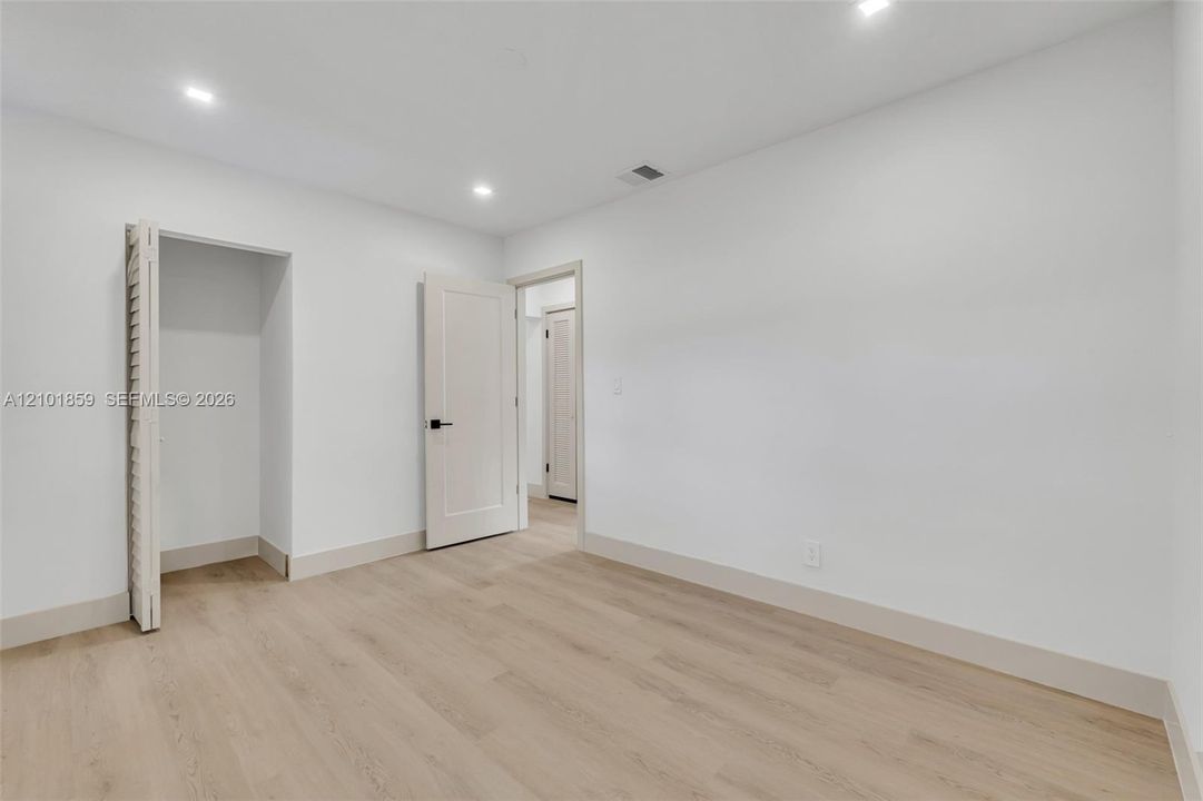 На продажу: $980,000 (4 спален, 3 ванн, 2122 Квадратных фут)