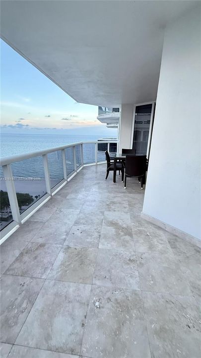 For Rent: $6,000 (2 beds, 2 baths, 1490 Square Feet)