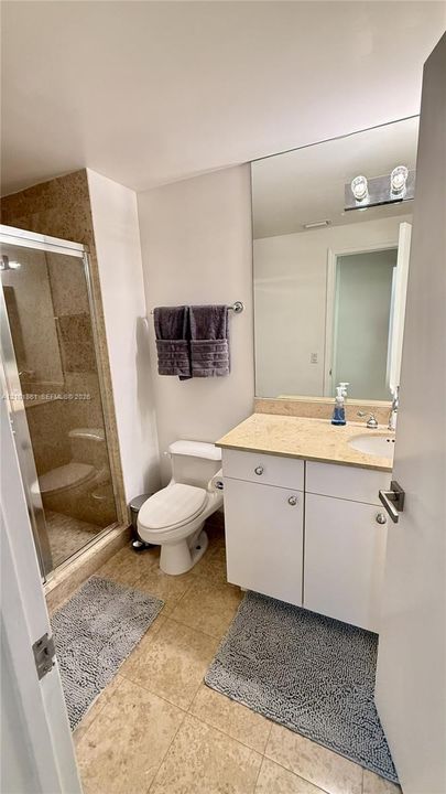 For Rent: $6,000 (2 beds, 2 baths, 1490 Square Feet)
