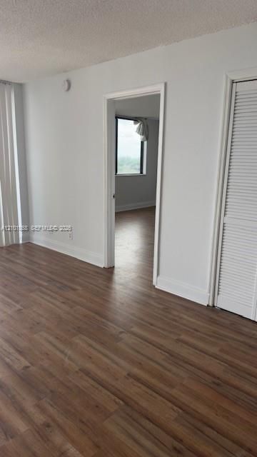 For Sale: $149,900 (1 beds, 1 baths, 822 Square Feet)