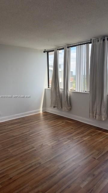 For Sale: $149,900 (1 beds, 1 baths, 822 Square Feet)