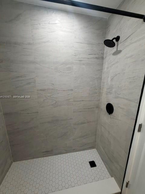 В аренду: $2,200 (2 спален, 1 ванн, 750 Квадратных фут)