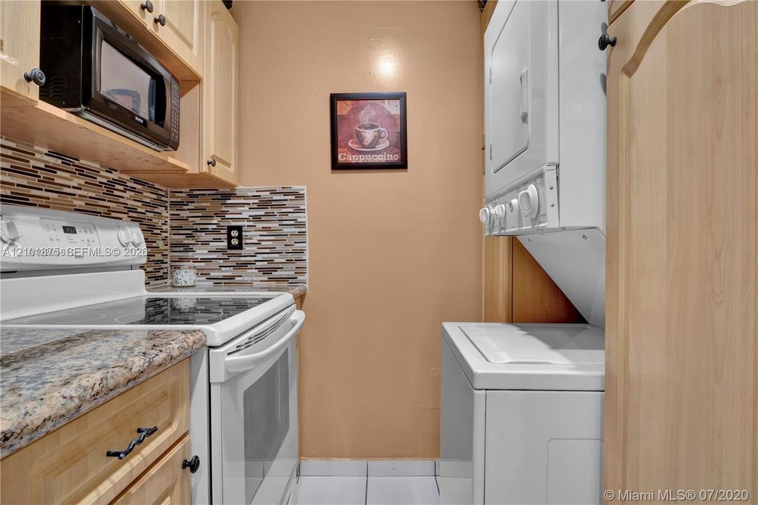 В аренду: $2,500 (3 спален, 2 ванн, 1110 Квадратных фут)