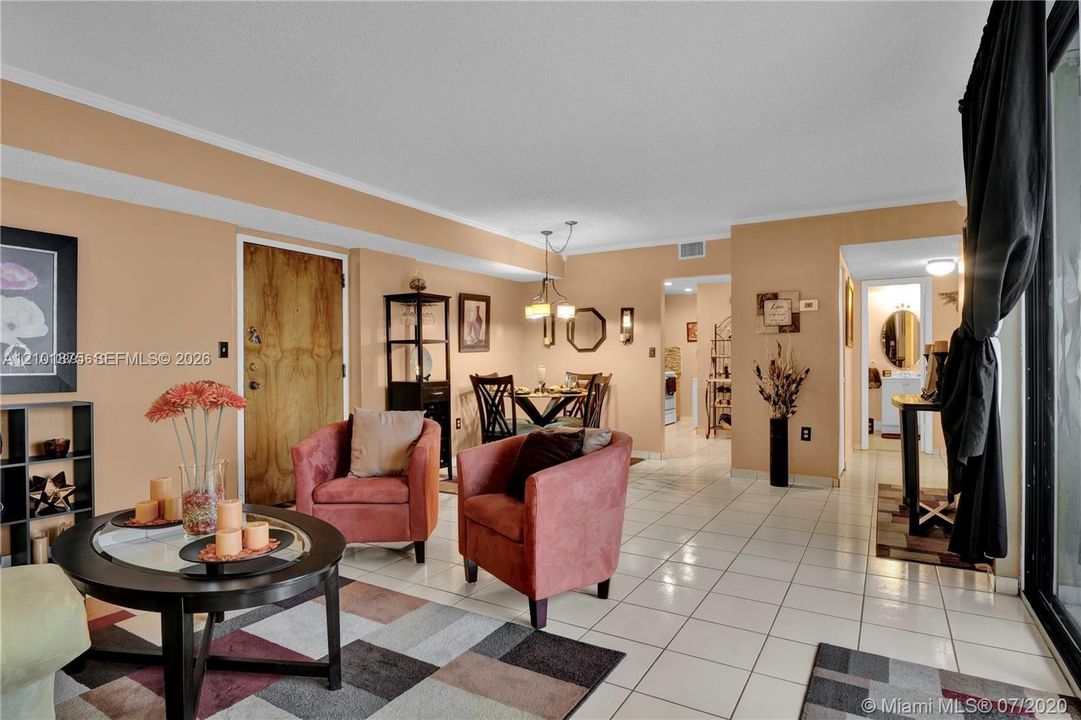 В аренду: $2,500 (3 спален, 2 ванн, 1110 Квадратных фут)