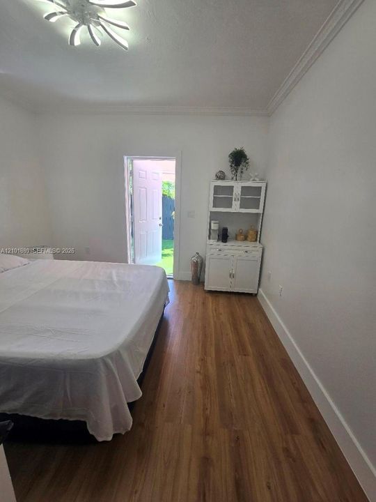 En Renta: $1,200 (1 camas, 1 baños, 350 Pies cuadrados)