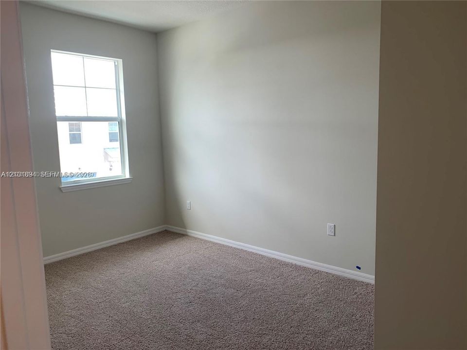For Rent: $3,450 (3 beds, 2 baths, 1421 Square Feet)