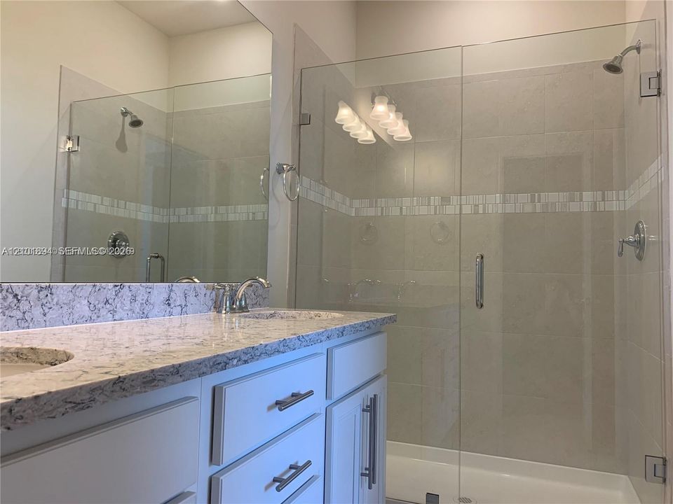 For Rent: $3,450 (3 beds, 2 baths, 1421 Square Feet)