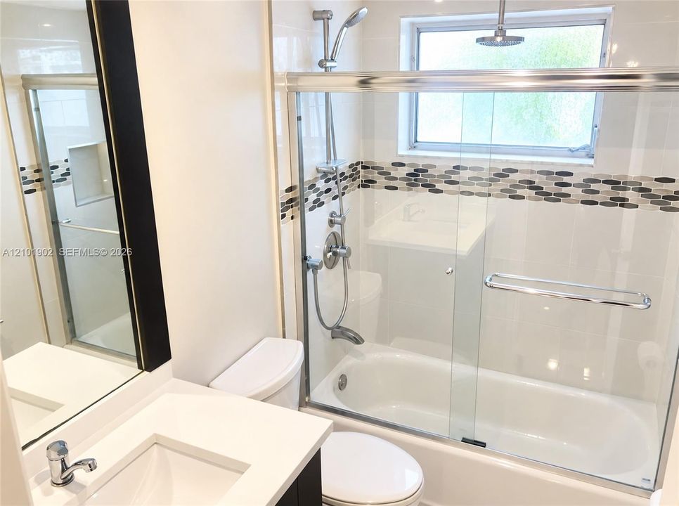 For Rent: $2,490 (1 beds, 1 baths, 665 Square Feet)