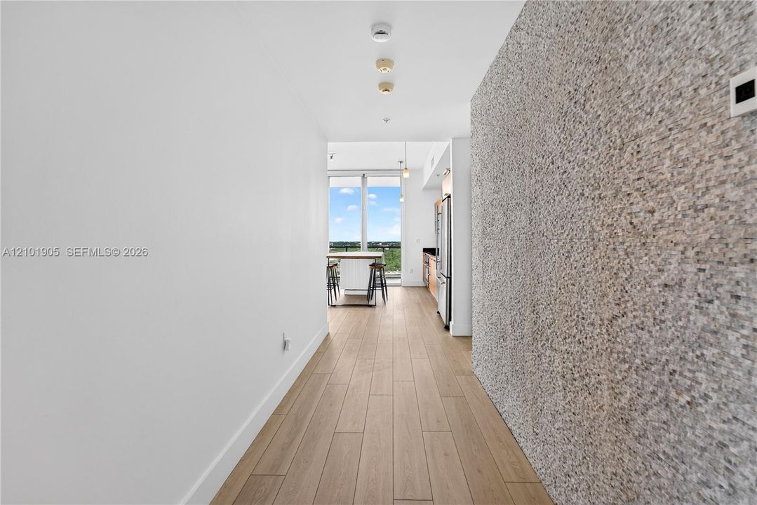 For Rent: $4,950 (3 beds, 2 baths, 1242 Square Feet)