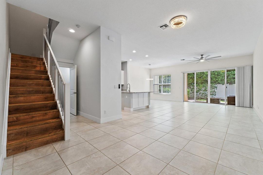014-4920PointeMidtownWay-PalmBeachGarden