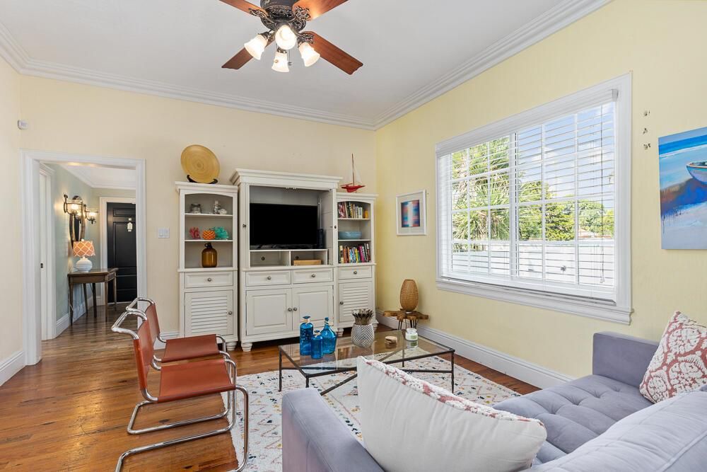 801 SE 3rd Ave-9