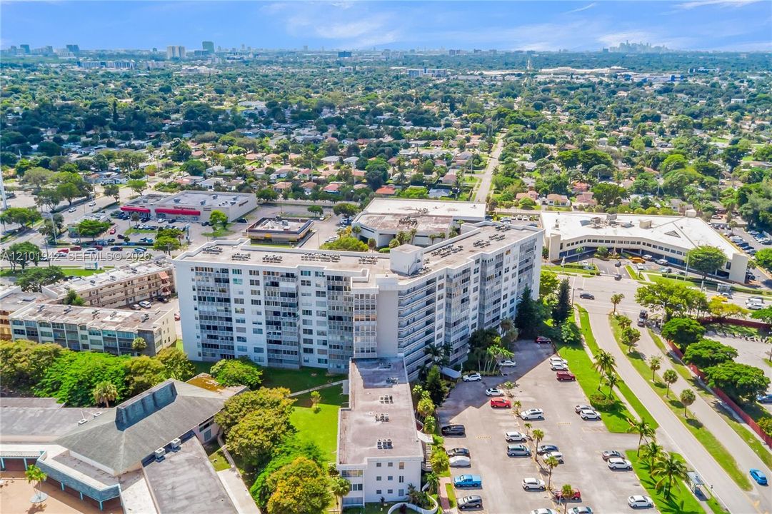 На продажу: $139,000 (1 спален, 1 ванн, 921 Квадратных фут)