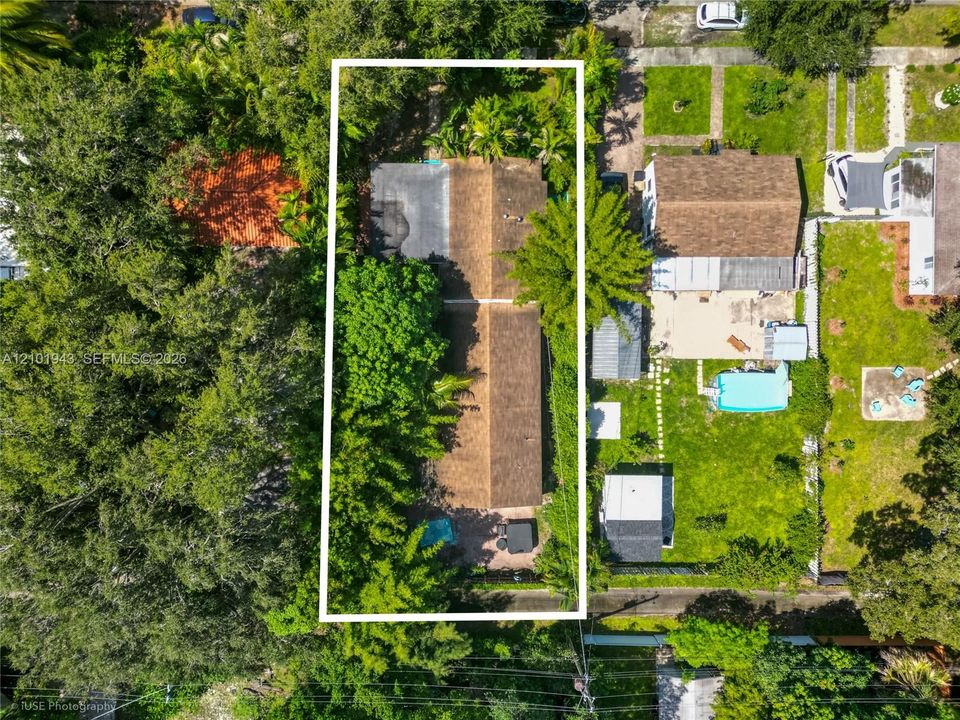 На продажу: $899,000 (4 спален, 2 ванн, 2232 Квадратных фут)