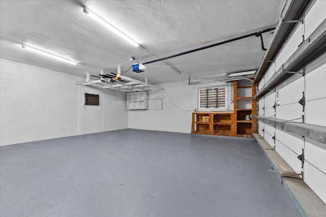 2337 sw 20th garage