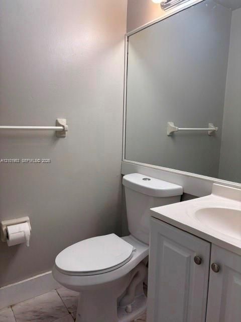 For Rent: $2,000 (2 beds, 2 baths, 800 Square Feet)