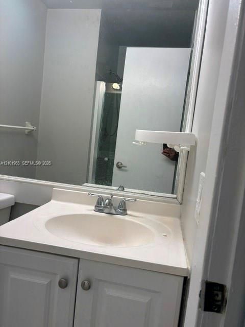 For Rent: $2,000 (2 beds, 2 baths, 800 Square Feet)