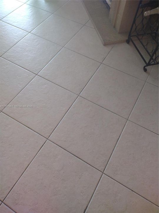 En Venta: $152,900 (2 camas, 2 baños, 1000 Pies cuadrados)