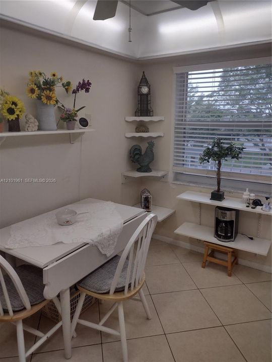 En Venta: $152,900 (2 camas, 2 baños, 1000 Pies cuadrados)