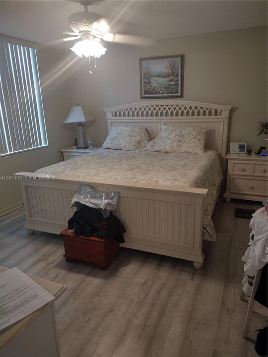 En Venta: $152,900 (2 camas, 2 baños, 1000 Pies cuadrados)