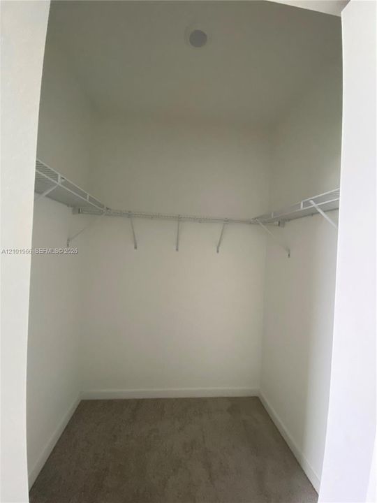 В аренду: $2,400 (3 спален, 2 ванн, 0 Квадратных фут)