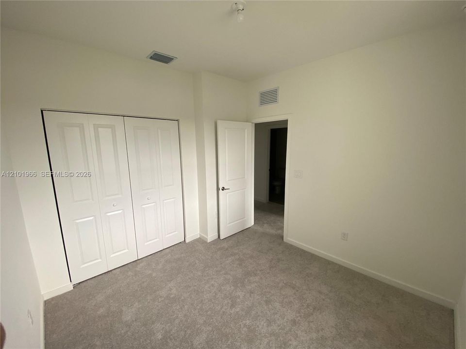 В аренду: $2,400 (3 спален, 2 ванн, 0 Квадратных фут)