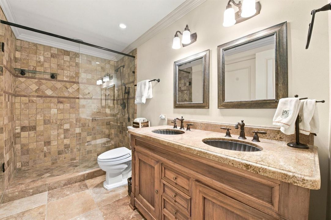 En-Suite Bath