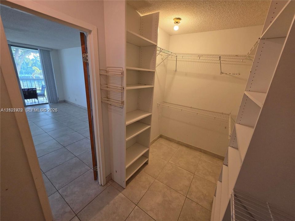 En Renta: $2,600 (2 camas, 2 baños, 1500 Pies cuadrados)