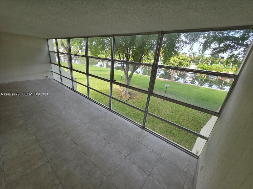 En Renta: $2,600 (2 camas, 2 baños, 1500 Pies cuadrados)