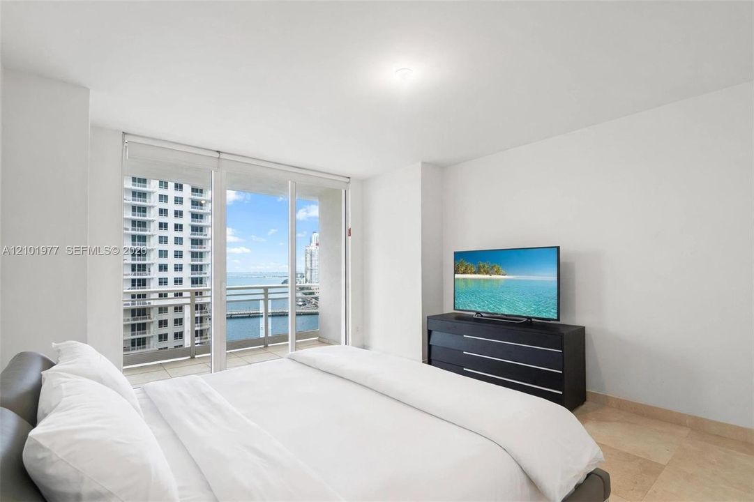For Rent: $8,500 (2 beds, 2 baths, 1558 Square Feet)