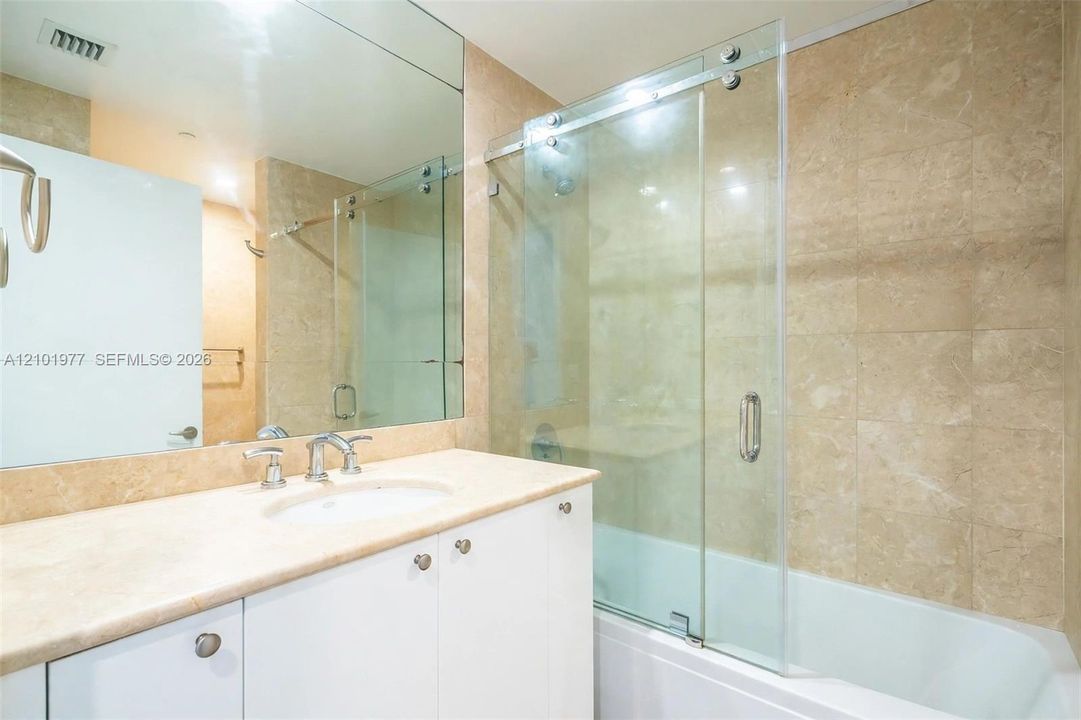 For Rent: $8,500 (2 beds, 2 baths, 1558 Square Feet)