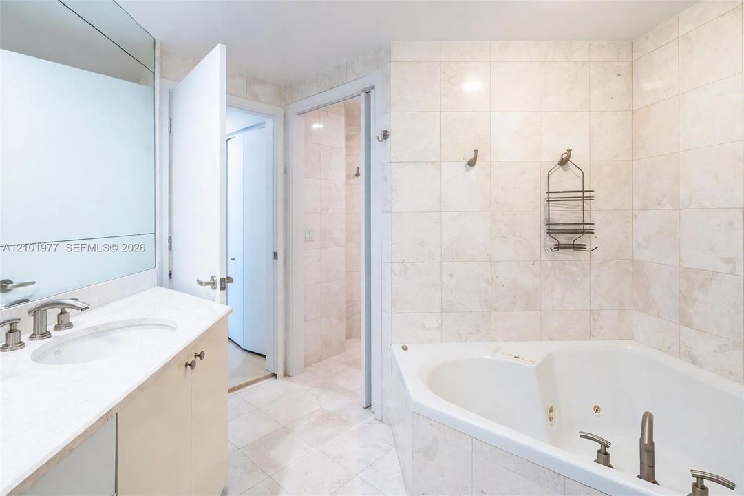 For Rent: $8,500 (2 beds, 2 baths, 1558 Square Feet)