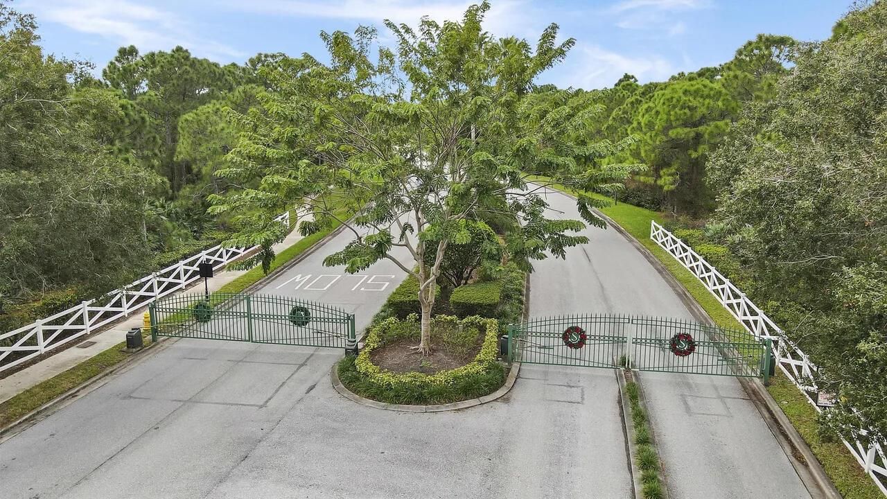 Gated Community of Summerfield