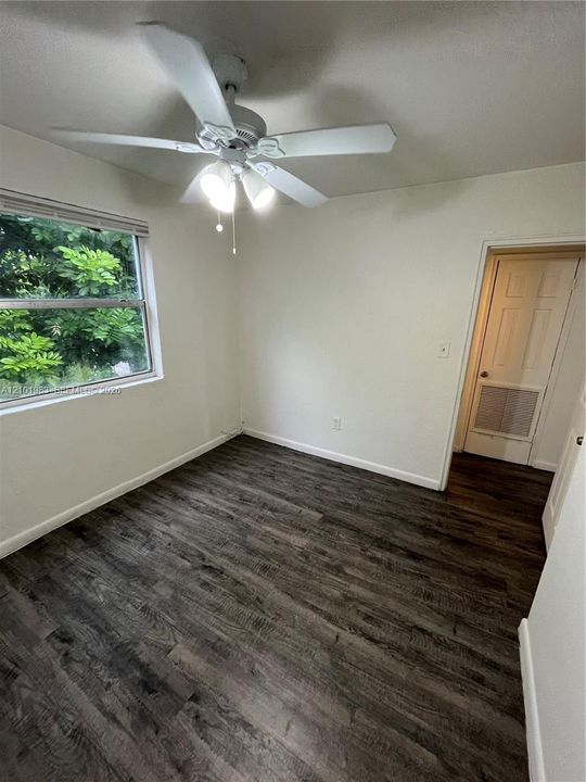 For Rent: $1,500 (1 beds, 1 baths, 425 Square Feet)