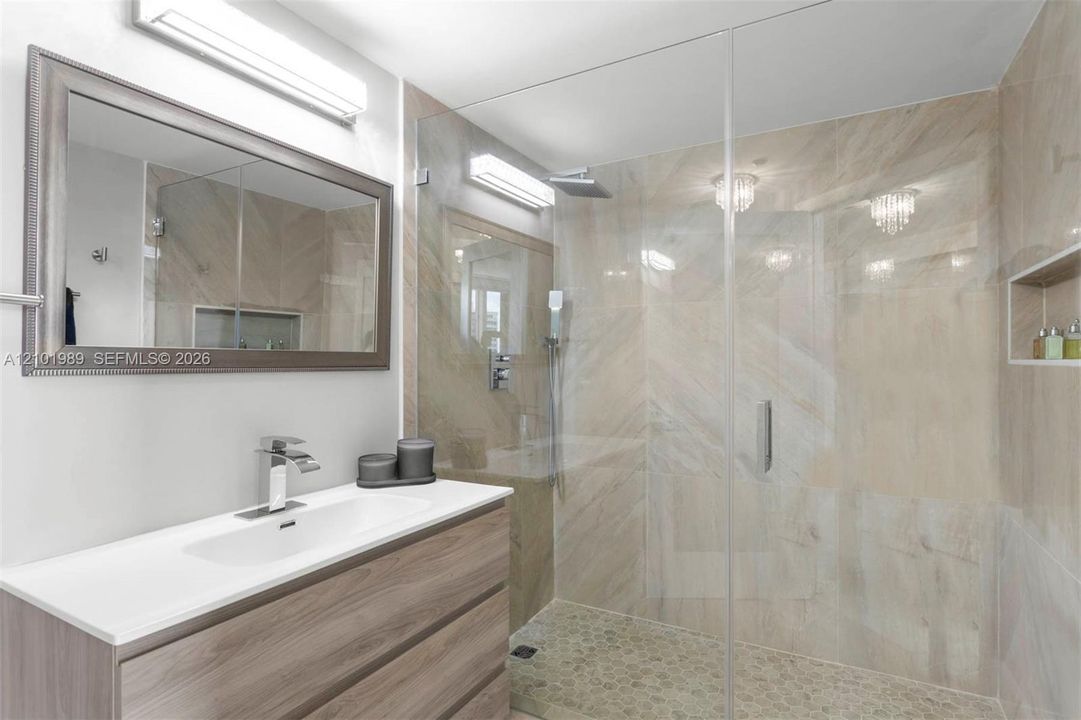 В аренду: $12,500 (3 спален, 3 ванн, 2800 Квадратных фут)