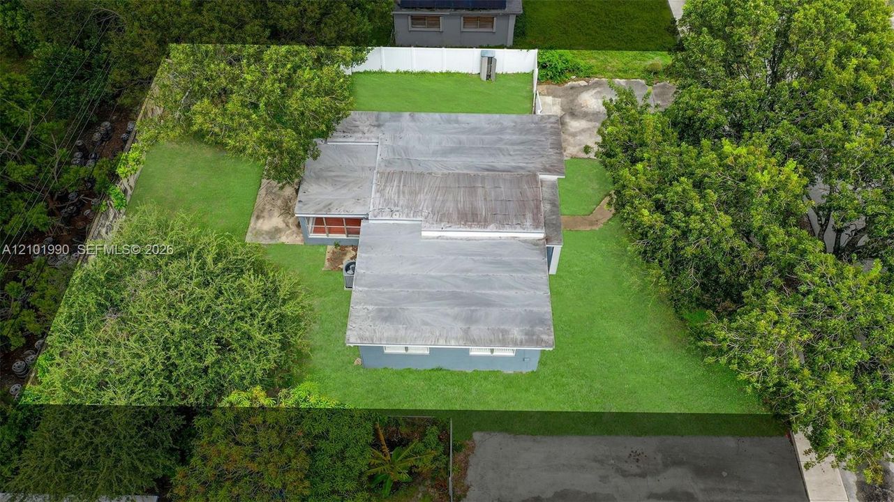На продажу: $395,000 (3 спален, 2 ванн, 1258 Квадратных фут)