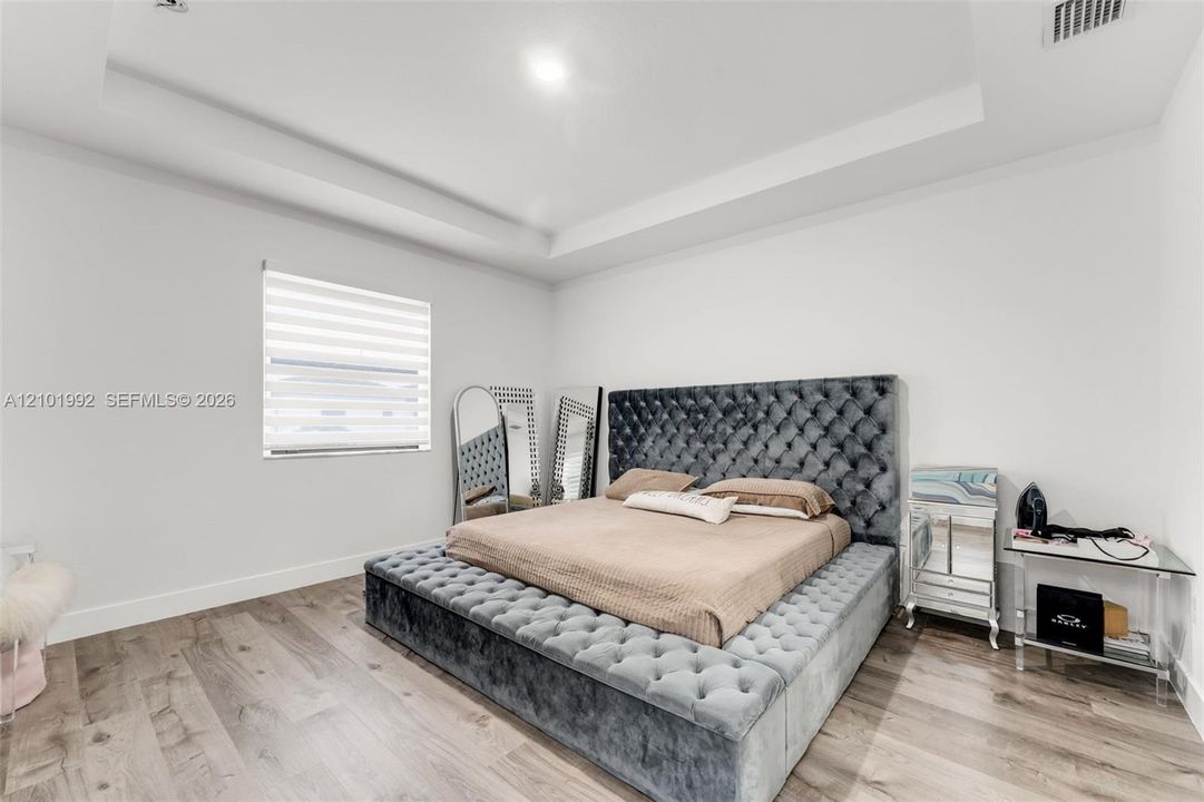 En Renta: $4,100 (3 camas, 2 baños, 1848 Pies cuadrados)