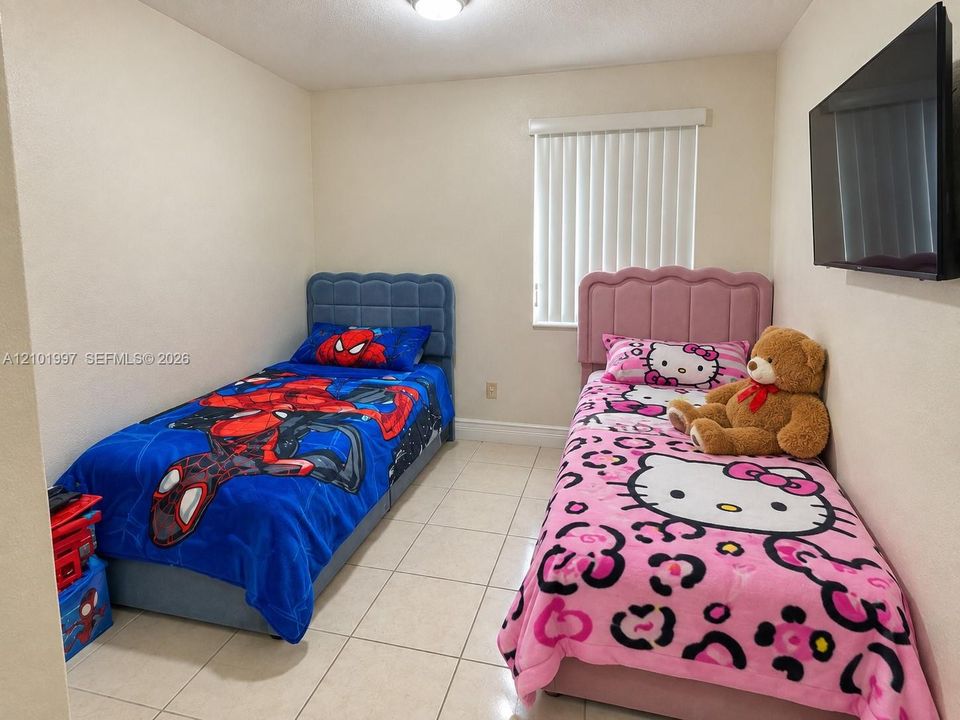En Venta: $610,000 (3 camas, 2 baños, 1448 Pies cuadrados)