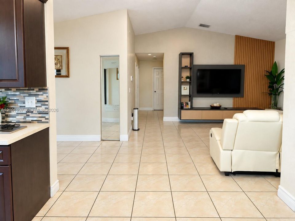 En Venta: $610,000 (3 camas, 2 baños, 1448 Pies cuadrados)