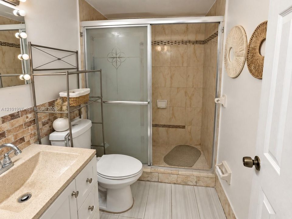 En Venta: $610,000 (3 camas, 2 baños, 1448 Pies cuadrados)