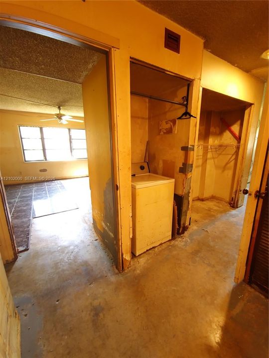 En Venta: $130,000 (1 camas, 1 baños, 981 Pies cuadrados)